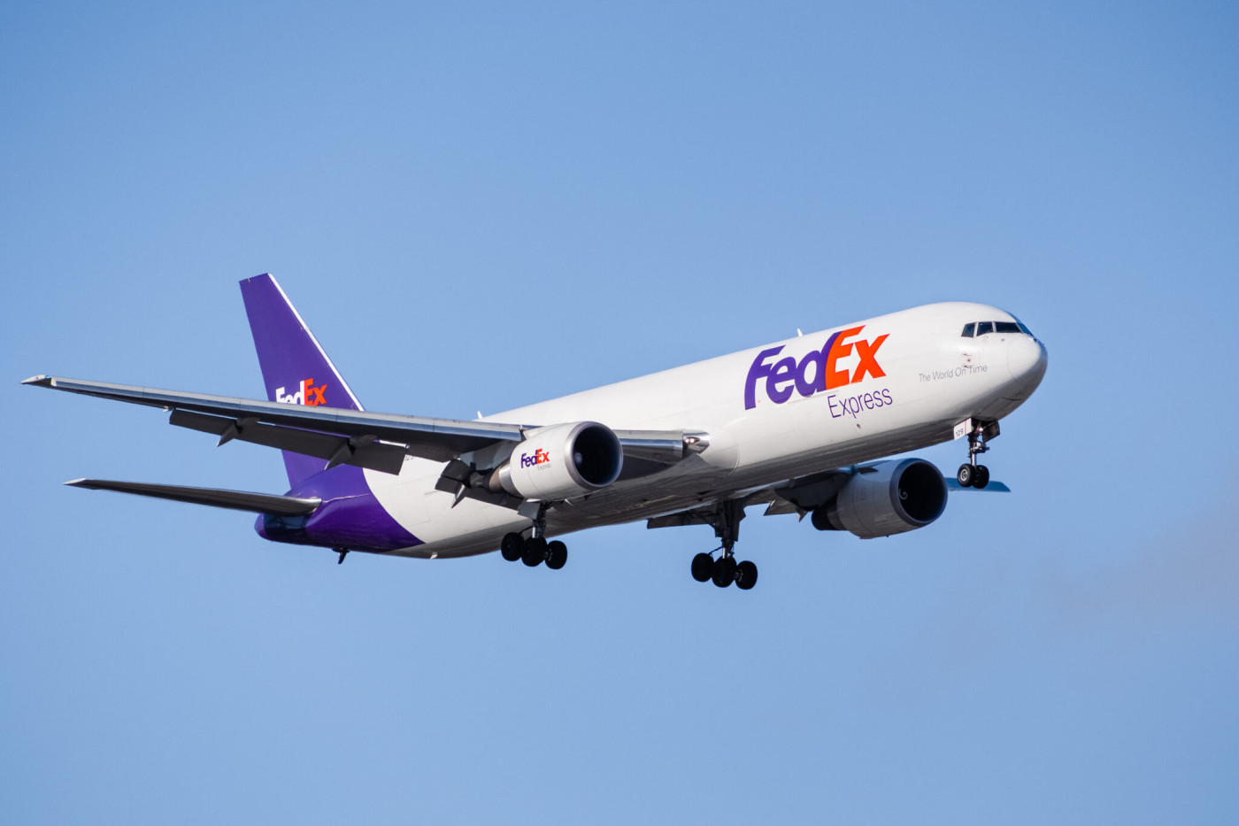【股票股指】FedEx聯(lián)邦快遞延續(xù)反彈勢頭